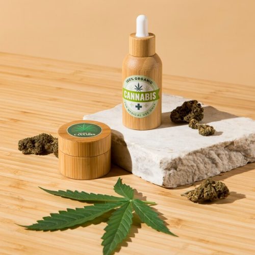 cbd-oil-dropper-arrangement_23-2149013546